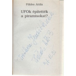 Ufok építették a piramisokat?